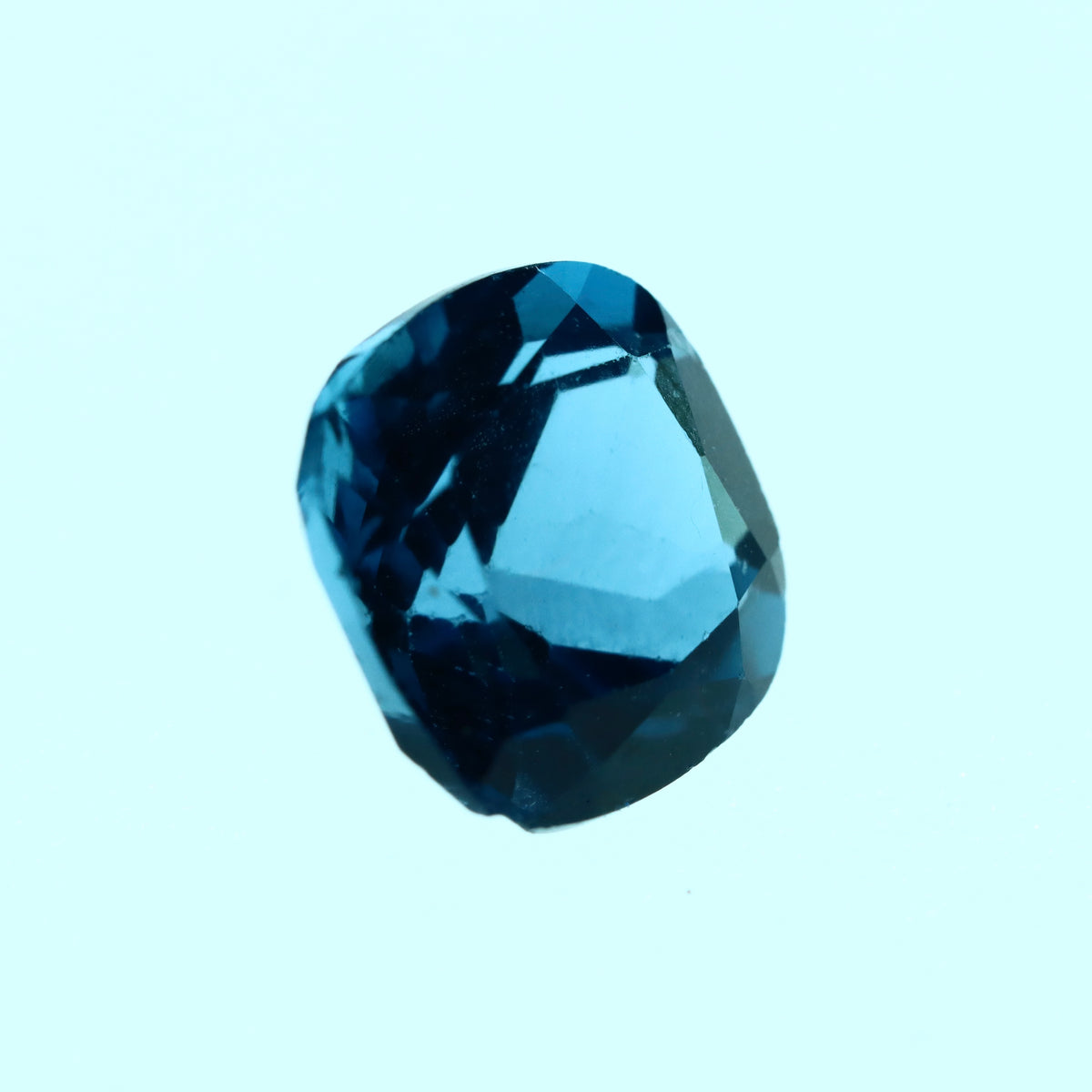 Cushion London Blue Topaz 2.8ct