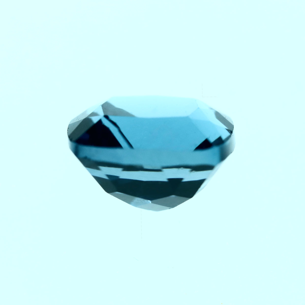 Cushion London Blue Topaz 3.05ct