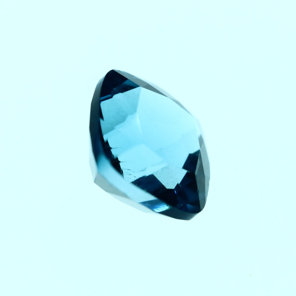 Cushion London Blue Topaz 3.05ct