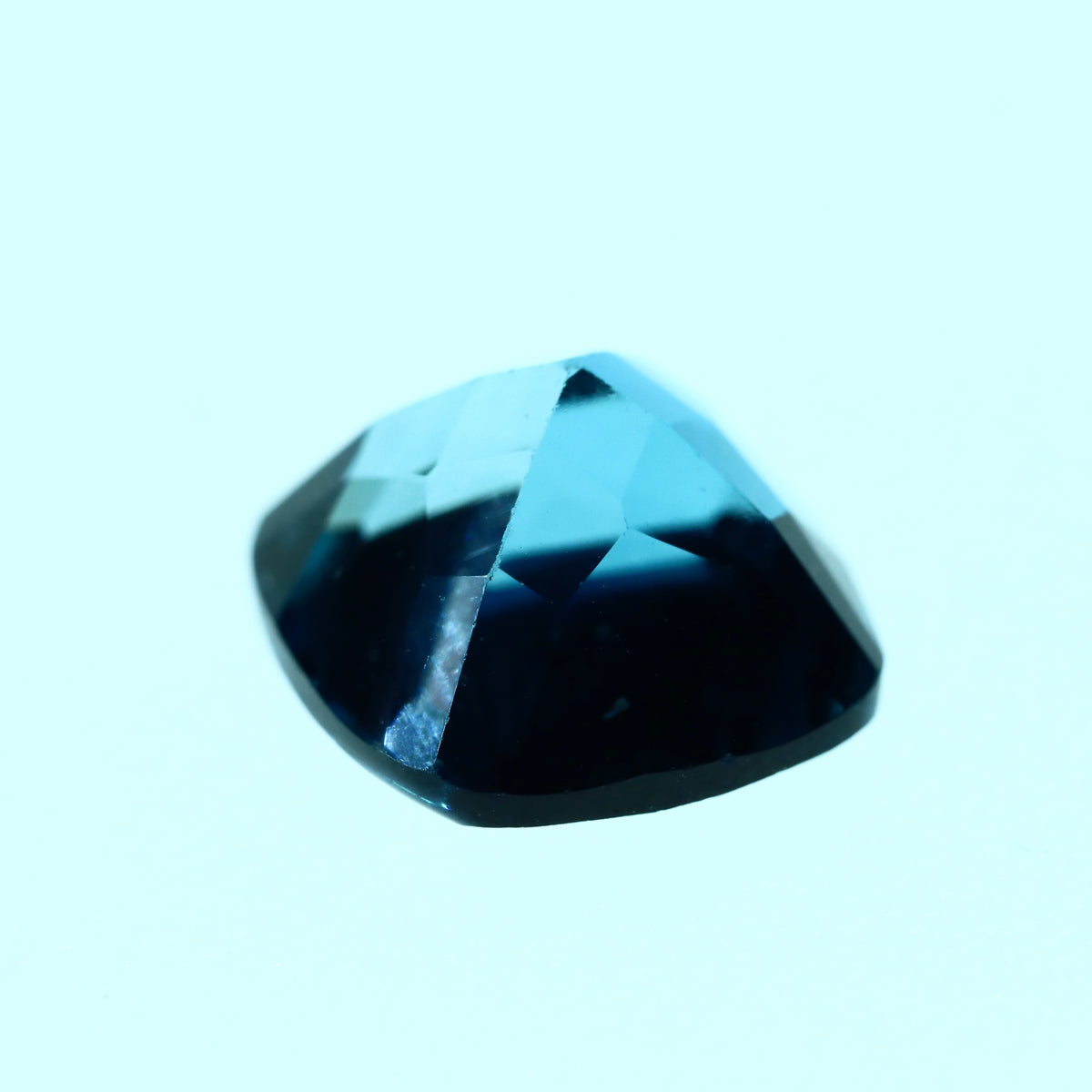 Cushion London Blue Topaz 2.96ct