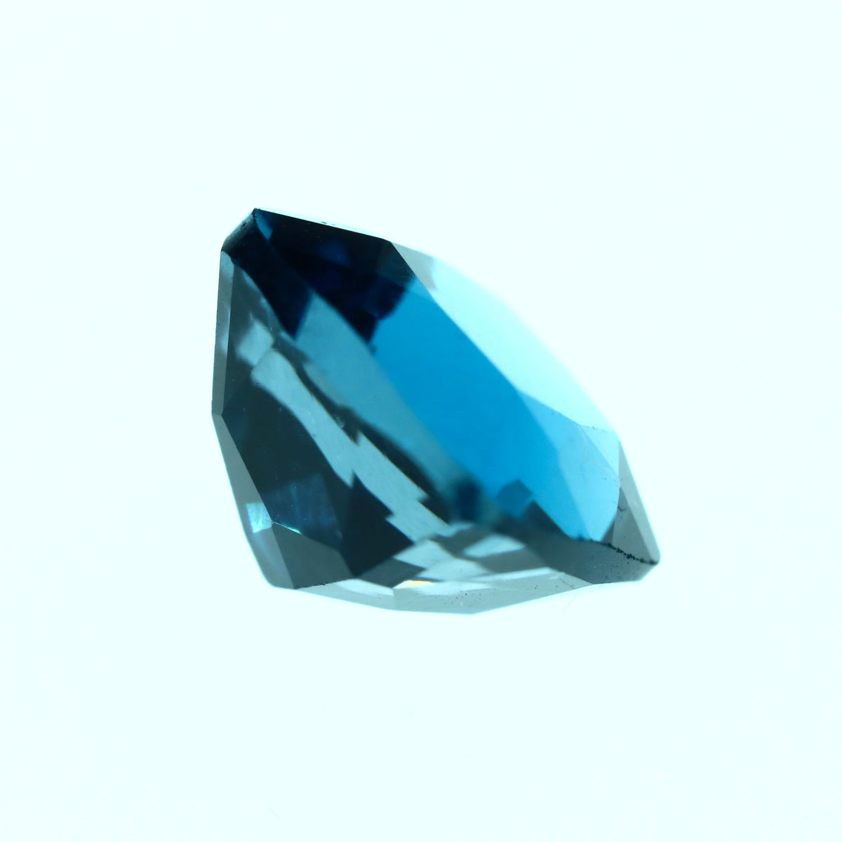 Cushion London Blue Topaz 3.38ct