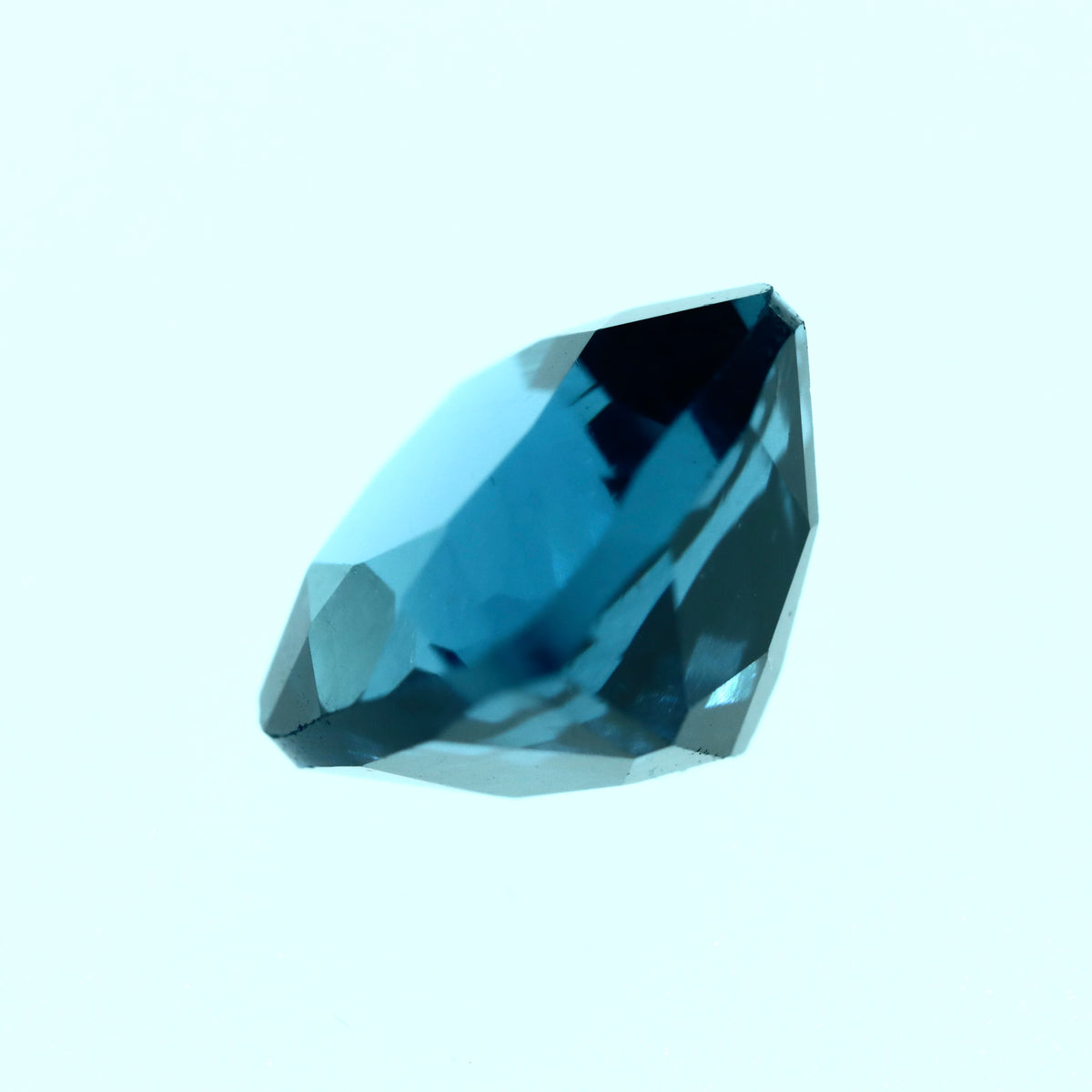 Cushion London Blue Topaz 3.38ct